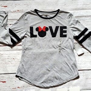 🆕️ DISNEY WOMEN'S GRAY L/S SHIRT 🖤❤️